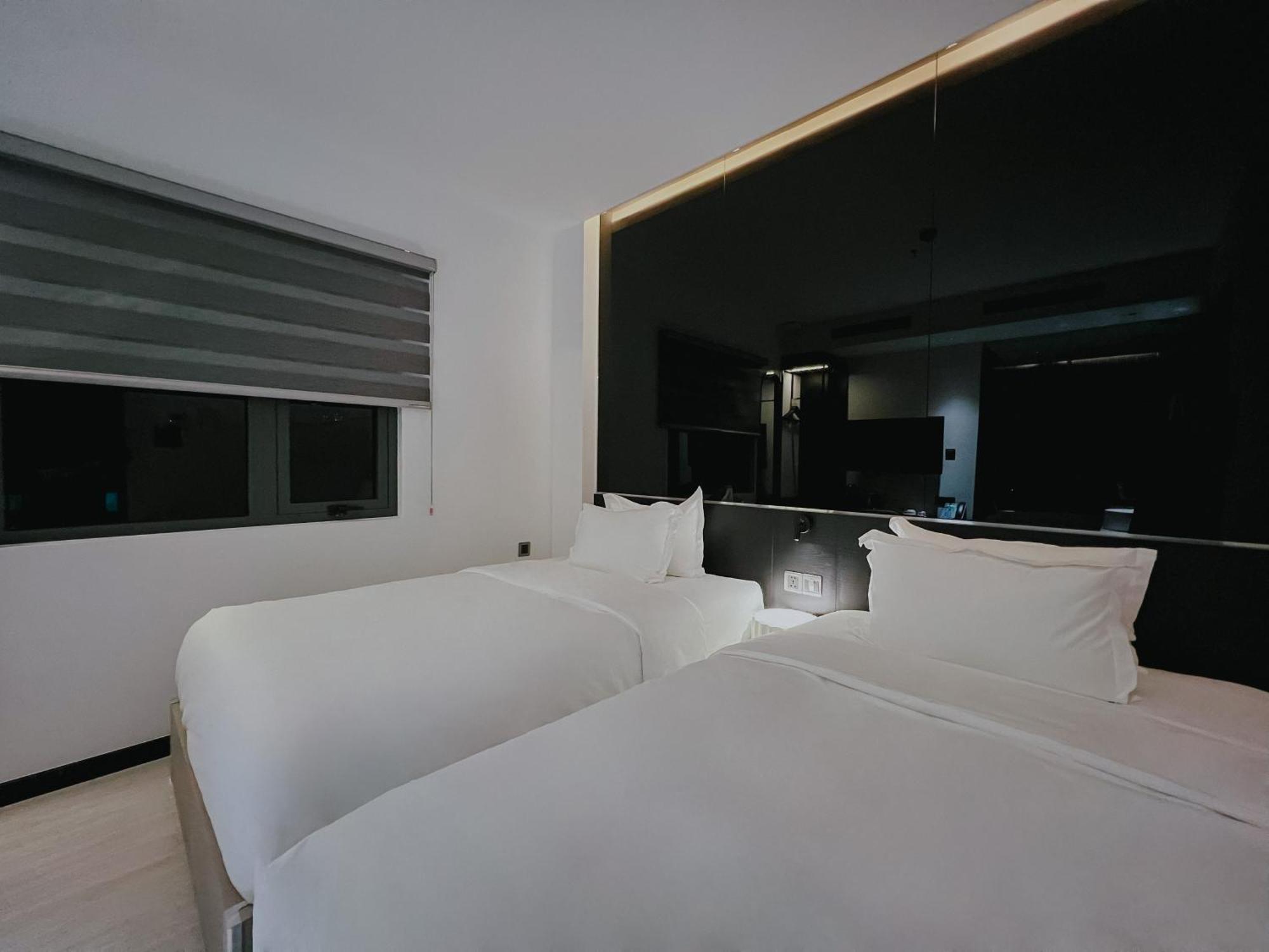 The Concept Hotel Hcmc- District 1 Πόλη Χο Τσι Μινχ Εξωτερικό φωτογραφία