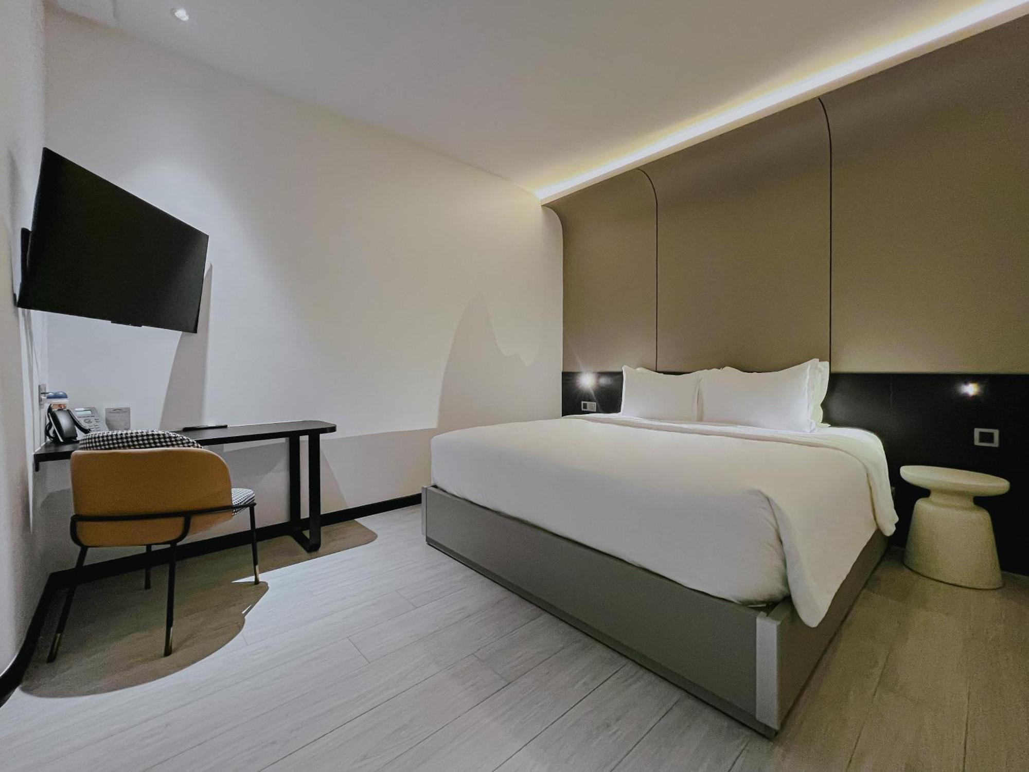 The Concept Hotel Hcmc- District 1 Πόλη Χο Τσι Μινχ Δωμάτιο φωτογραφία
